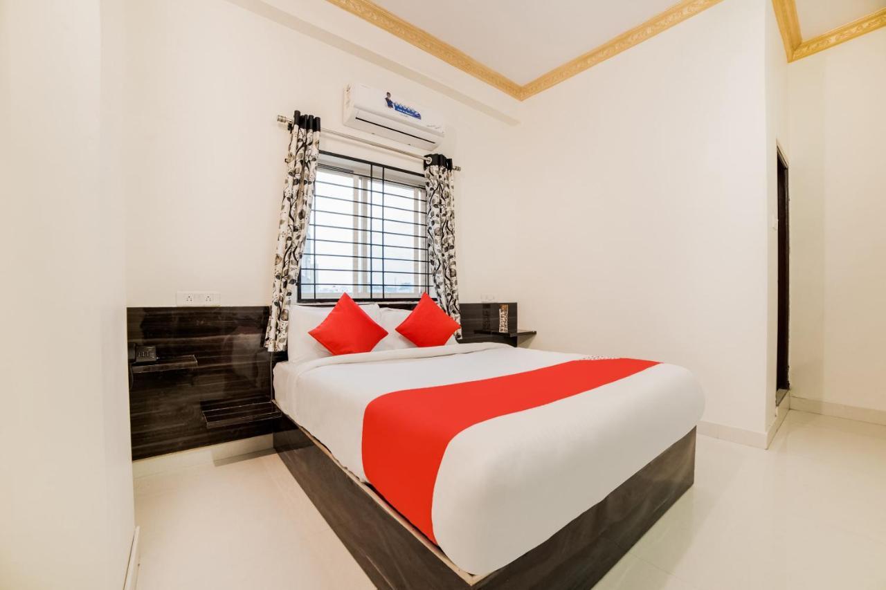 שילונג Oyo 40726 Classic Guest House מראה חיצוני תמונה
